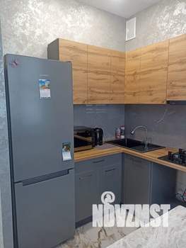 Студия квартира, посуточно, 45м2, 3/3 этаж