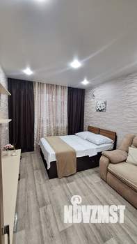 1-к квартира, посуточно, 35м2, 2/10 этаж