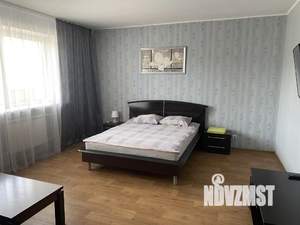 3-к квартира, посуточно, 102м2, 1/1 этаж