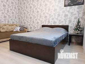 1-к квартира, посуточно, 37м2, 1/9 этаж