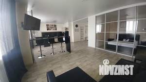 Студия квартира, посуточно, 57м2, 12/21 этаж