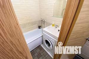 1-к квартира, посуточно, 35м2, 6/24 этаж