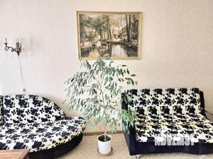 4-к квартира, посуточно, 65м2, 1/1 этаж