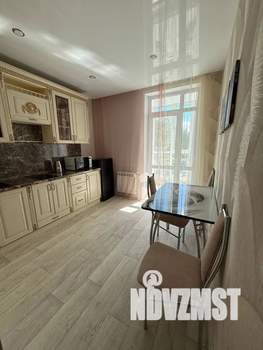 1-к квартира, посуточно, 37м2, 2/12 этаж