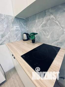 Студия квартира, посуточно, 30м2, 15/24 этаж