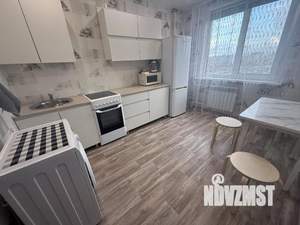 1-к квартира, посуточно, 37м2, 1/1 этаж