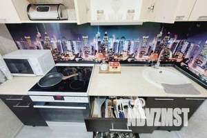 1-к квартира, посуточно, 43м2, 8/10 этаж