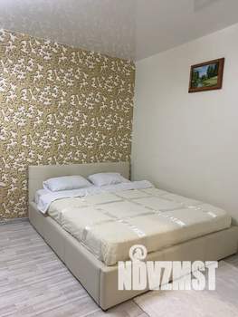 Студия квартира, посуточно, 40м2, 18/24 этаж