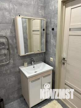 1-к квартира, посуточно, 40м2, 8/17 этаж