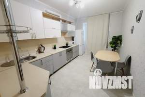 1-к квартира, посуточно, 51м2, 5/10 этаж