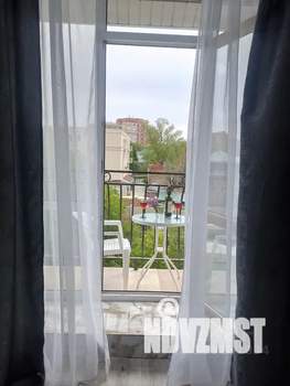 Студия квартира, посуточно, 45м2, 3/3 этаж