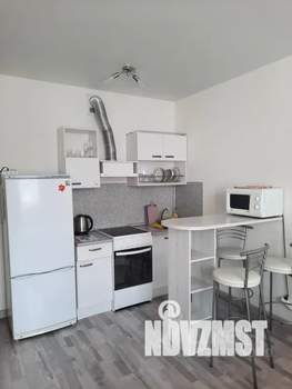 Студия квартира, посуточно, 27м2, 16/24 этаж