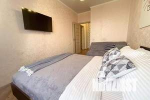 2-к квартира, посуточно, 58м2, 15/24 этаж