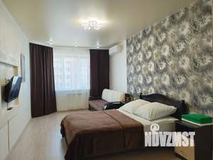 1-к квартира, посуточно, 40м2, 18/24 этаж