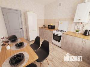2-к квартира, посуточно, 60м2, 1/1 этаж