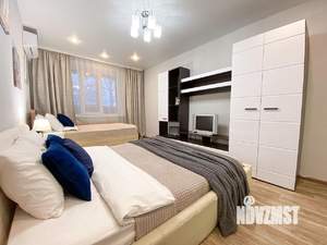 1-к квартира, посуточно, 42м2, 1/1 этаж