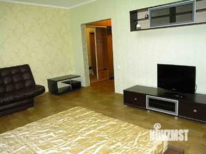 2-к квартира, посуточно, 65м2, 1/1 этаж