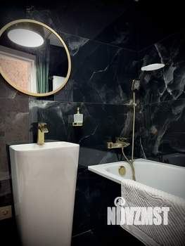 1-к квартира, посуточно, 40м2, 5/5 этаж