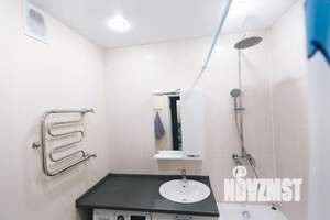 Студия квартира, посуточно, 37м2, 19/24 этаж