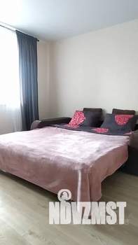 1-к квартира, посуточно, 38м2, 14/18 этаж