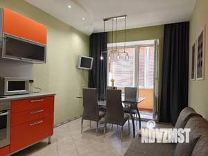 1-к квартира, посуточно, 55м2, 4/5 этаж