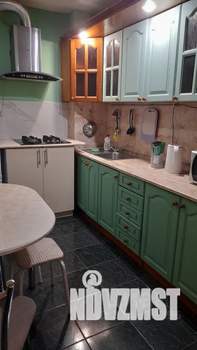 2-к квартира, посуточно, 48м2, 1/5 этаж