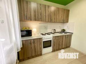 1-к квартира, посуточно, 35м2, 5/10 этаж