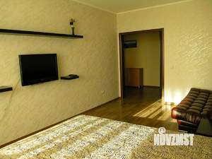 2-к квартира, посуточно, 65м2, 1/1 этаж