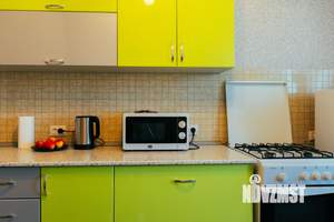 2-к квартира, посуточно, 58м2, 1/1 этаж