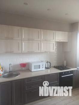 1-к квартира, посуточно, 38м2, 8/9 этаж