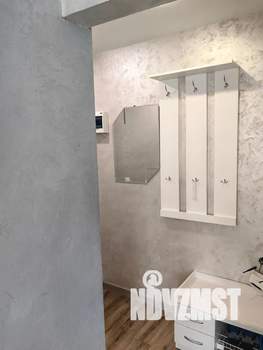Студия квартира, посуточно, 36м2, 1/5 этаж