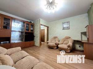 3-к квартира, посуточно, 54м2, 1/1 этаж