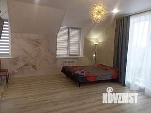 Студия квартира, посуточно, 45м2, 3/3 этаж