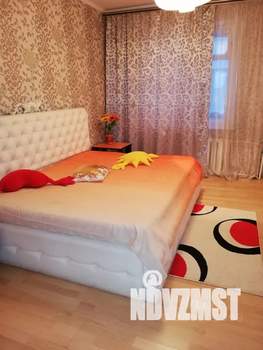 2-к квартира, посуточно, 70м2, 1/9 этаж