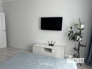 1-к квартира, посуточно, 37м2, 4/9 этаж