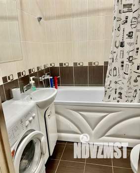 Студия квартира, посуточно, 28м2, 10/24 этаж