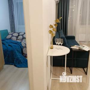 2-к квартира, посуточно, 38м2, 8/24 этаж