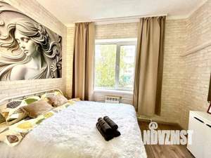 1-к квартира, посуточно, 27м2, 1/1 этаж