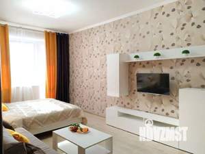 1-к квартира, посуточно, 37м2, 1/1 этаж