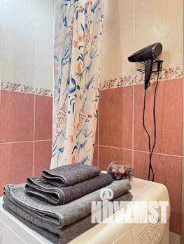 1-к квартира, посуточно, 38м2, 4/10 этаж