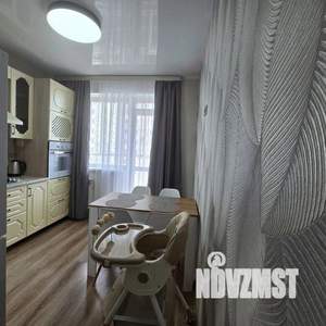 3-к квартира, посуточно, 60м2, 1/1 этаж