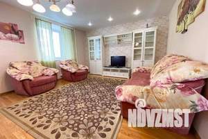 3-к квартира, посуточно, 90м2, 7/12 этаж