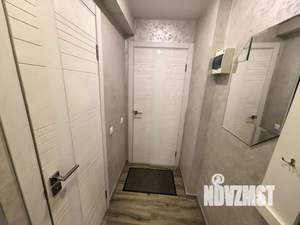 Студия квартира, посуточно, 36м2, 1/5 этаж