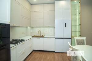 1-к квартира, на длительный срок, 58м2, 1/4 этаж