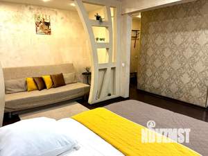 Студия квартира, посуточно, 35м2, 1/5 этаж