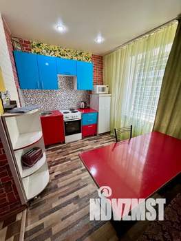 1-к квартира, посуточно, 40м2, 1/9 этаж