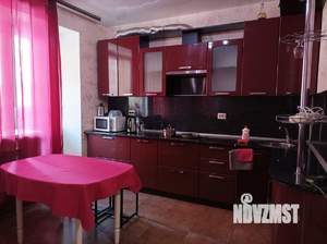 Студия квартира, посуточно, 40м2, 2/9 этаж