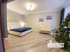 Студия квартира, посуточно, 33м2, 2/4 этаж