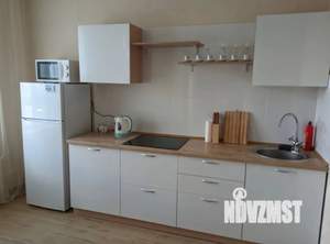 2-к квартира, посуточно, 42м2, 21/24 этаж