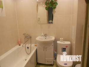 1-к квартира, посуточно, 35м2, 6/9 этаж